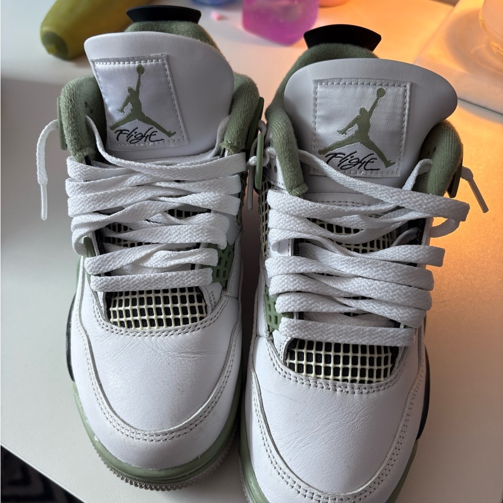 jordan 4 - Picture 2 of 6